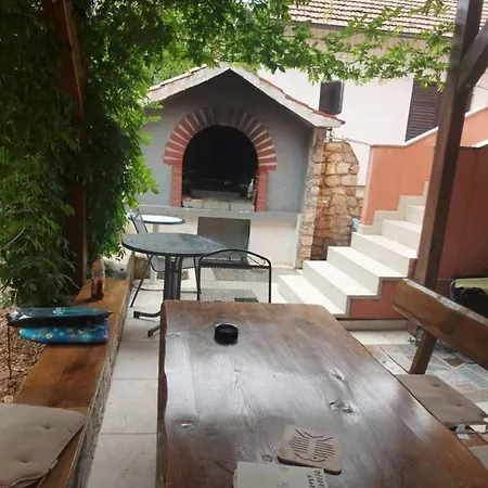 Apartment One Bedroom No1 In